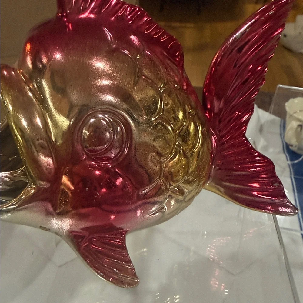 Vibrant Pink and Gold Fish Decor